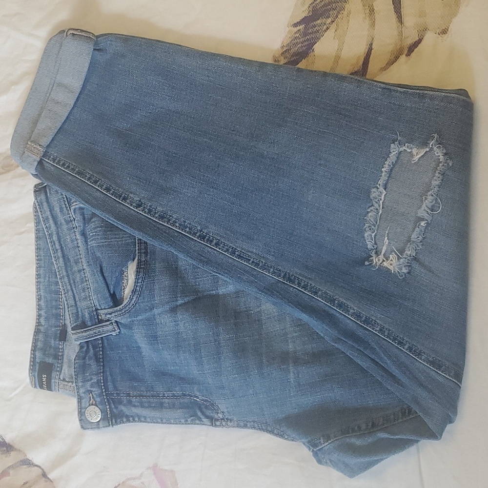 Boyfriend Jean's with Rips